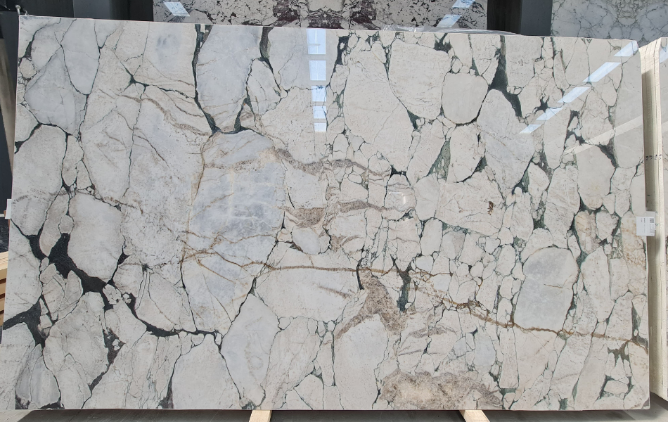 Calacatta Viola Black Stone Slab