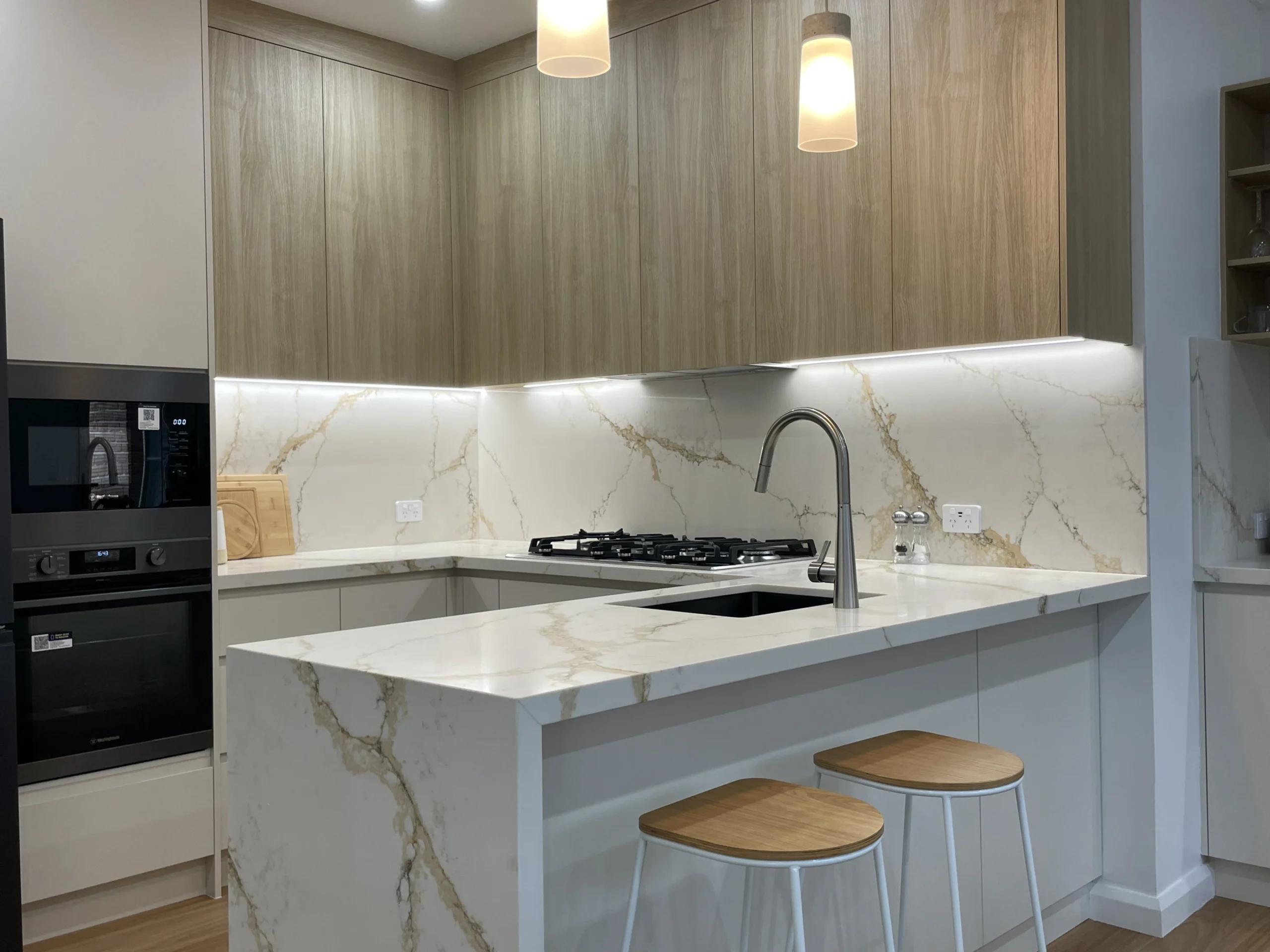 Roma Gold Kitchen