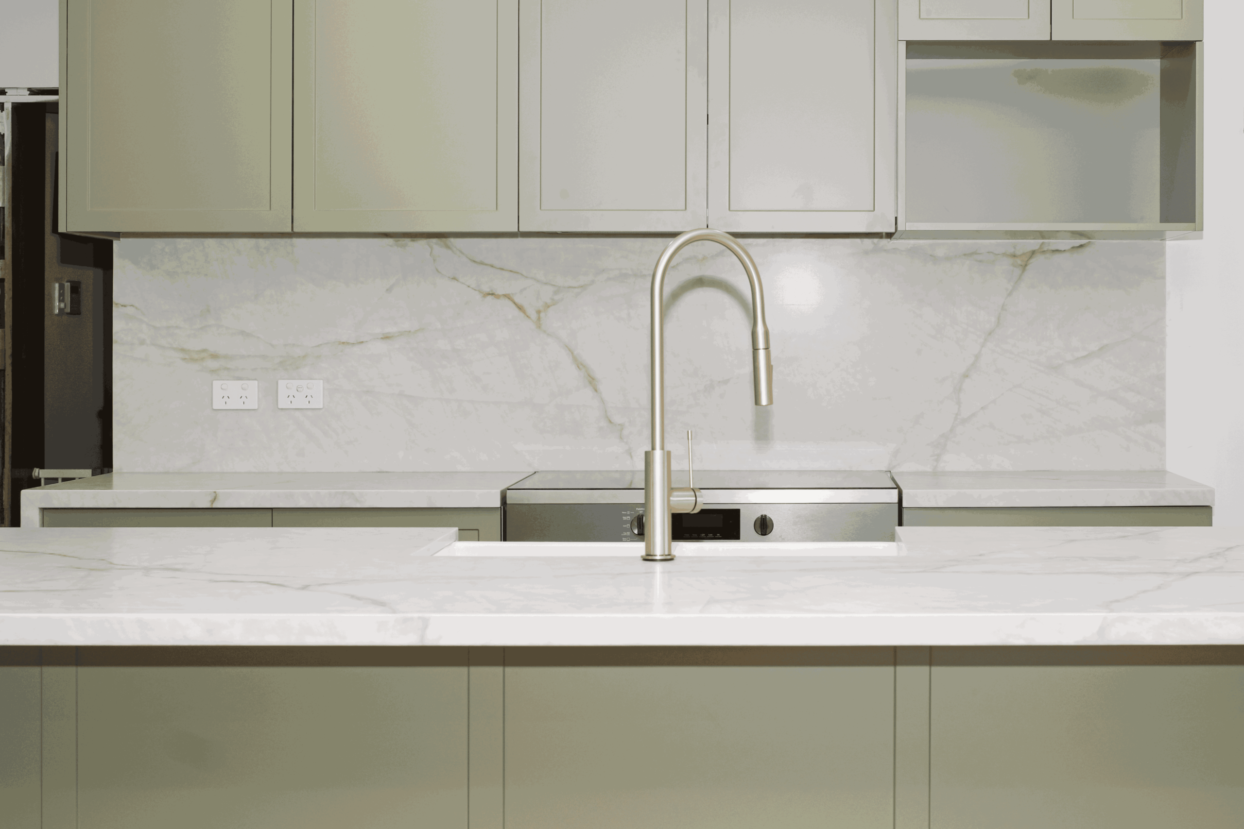Aurora Luna Kitchen 4