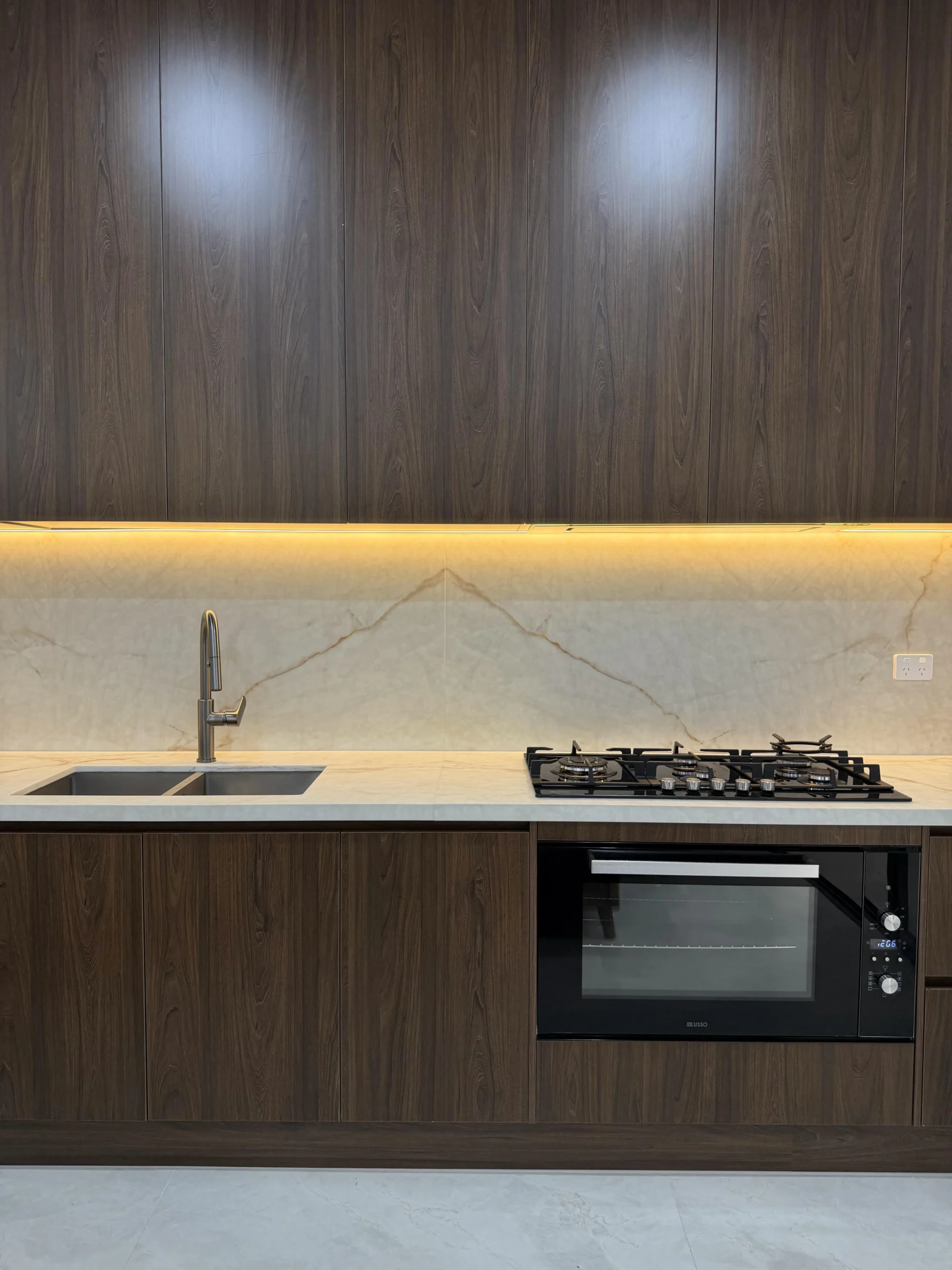 Aurora Luna Kitchen 5