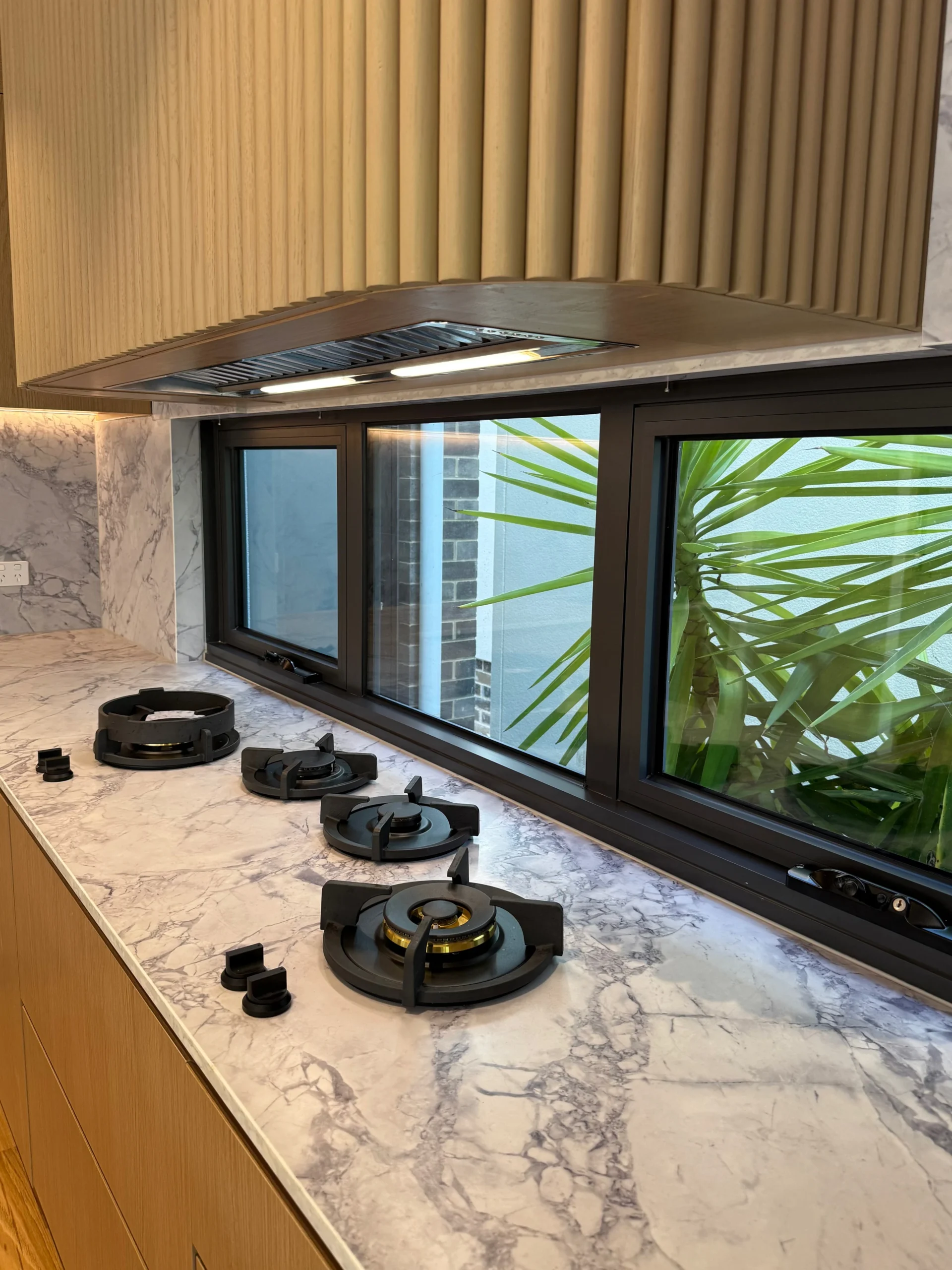 Dolomite Benchtop