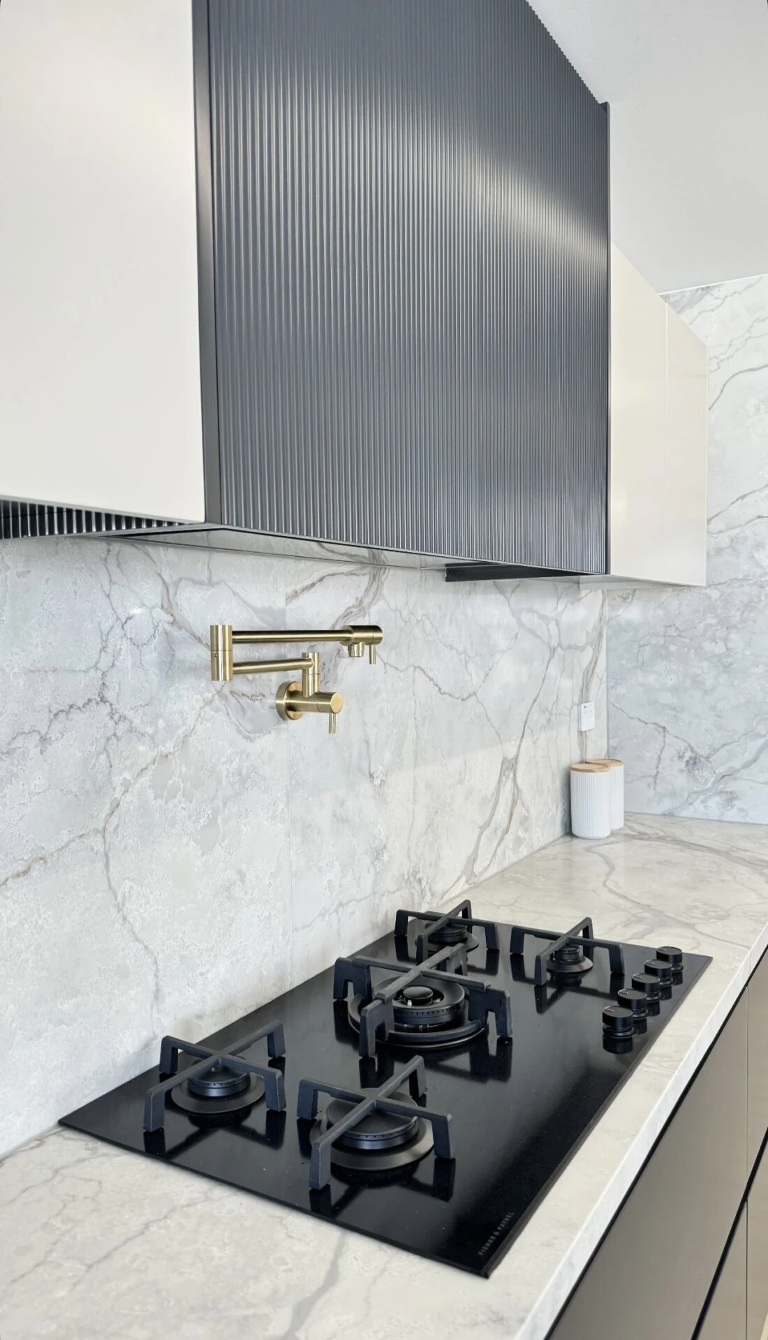 Empira Gold cooktop