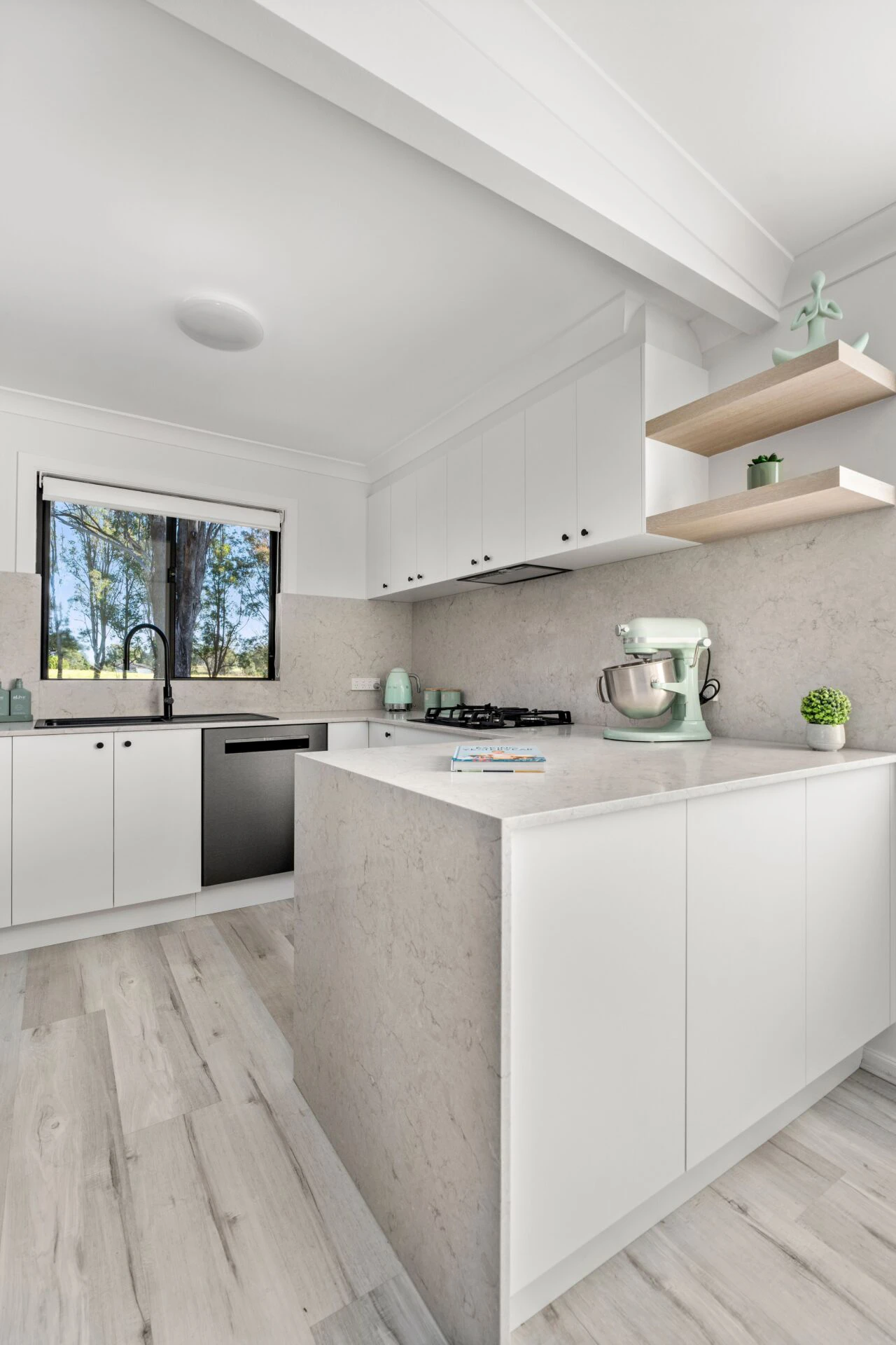 Valley Breeze Kitchen Island